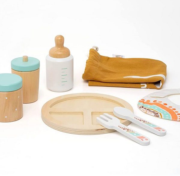 conjunto_de_alimentac_a_o_em_madeira_