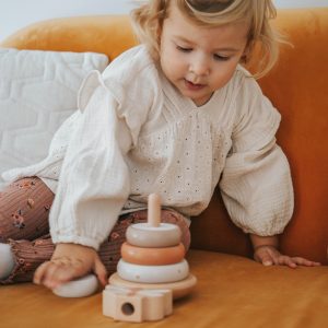 label-label-stacking-rings-balance-nougat (2)